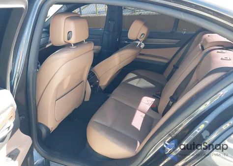 2014 BMW 740I z USA, uszkodzony, nr VIN WBAYA6C55ED144621